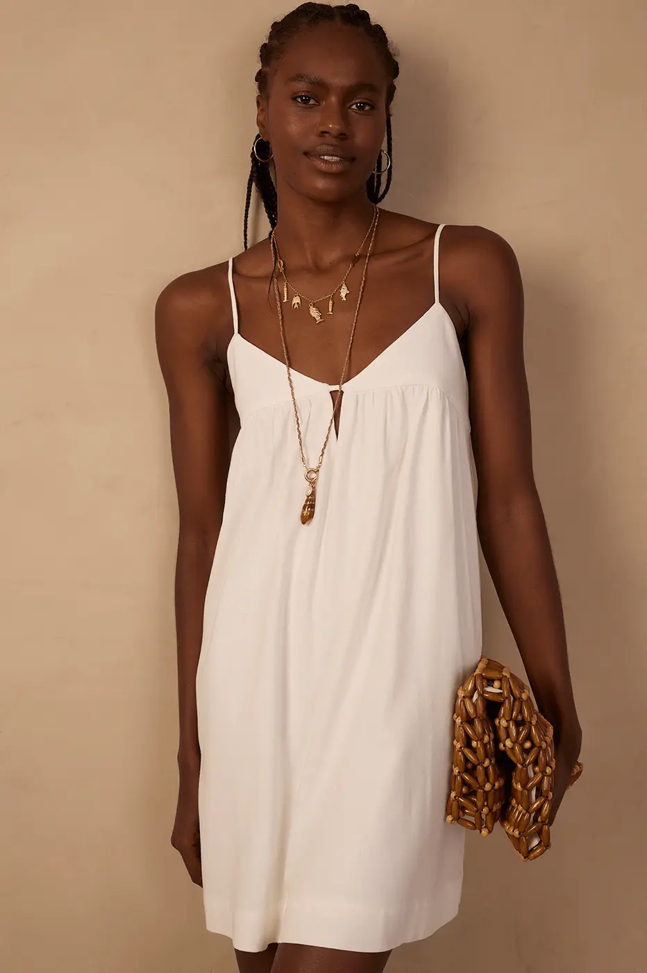 Vestido Curto Linho Recorte Busto