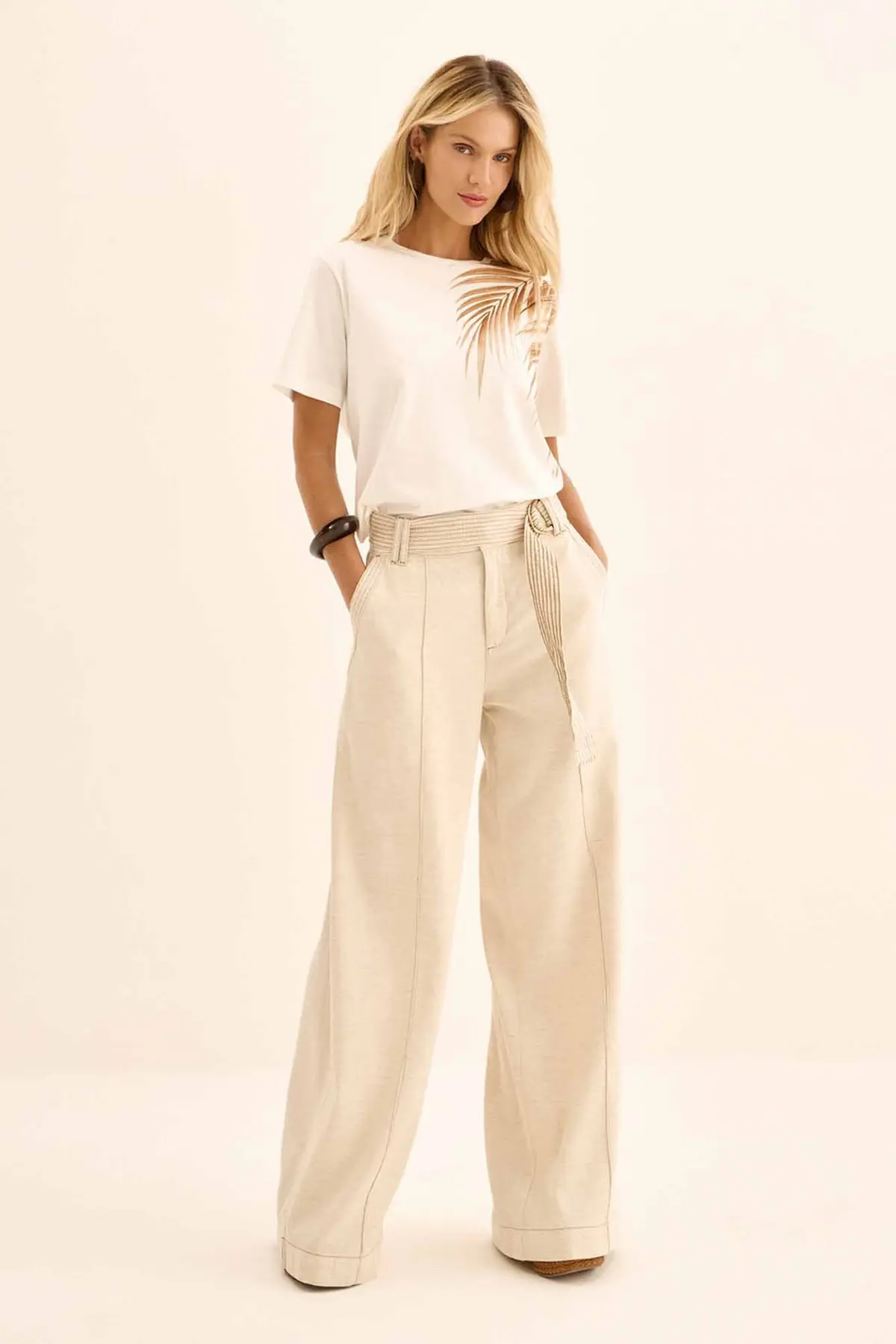 Calça Pantalona em Sarja com Linho